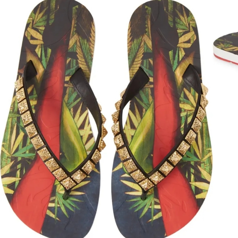 SOLDxxxxxxxMontezazou Studded Flip FlopCHRISTIAN LOUBOUTIN